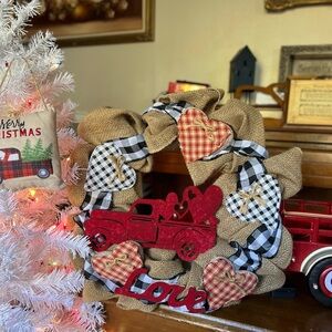 20" Christmas Red Truck
Gingham Heart Love Design
Door Handmade Wreath